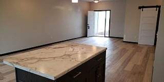 Three bedroom two bathroom Twin home w/ triple garage Gallery 5