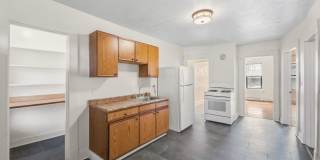 1451 Dwight St Gallery 1