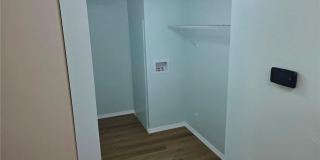 911 W 28th Street Gallery 11