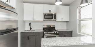 Courtyard Park Apartments Gallery 1