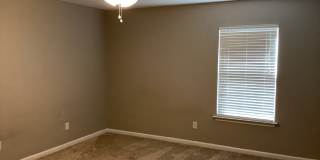 365 Creekside Drive Gallery 29
