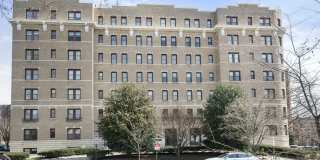 Dual-Entry Designer 2BR | In-Unit W/D | Pet Friendly & Parkside! Available now! Dual-Entry Designer 2BR | In-Unit W/D | Pet Friendly & Parkside! Available now! Gallery 1