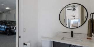 1631 E Laurel Dr 1631 E Laurel Dr Gallery 36