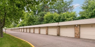 Royal Oaks Gallery 23