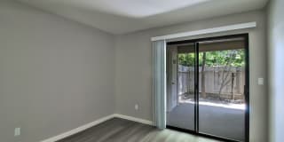 Larkspur Larkspur Gallery 15