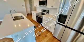 Beautiful Like New 4 Bed 4 Bath Home in Overland Park-Available in MAY!! Gallery 8