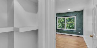 65 E River Road Gallery 30