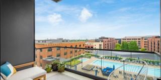 250 W Spring Street Gallery 20