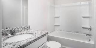 Room in 4 Bedroom Home at Transatlantic Ave Room in 4 Bedroom Home at Transatlantic Ave Gallery 12