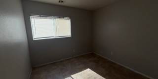 4039 Hollis Street Gallery 8