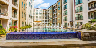 The Monterey by Windsor Gallery 4