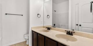 586 Creekside Circle Gallery 11