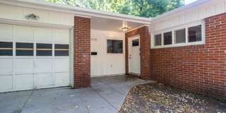 2BD/1BA Single Family Home won't be available for long! Gallery 1