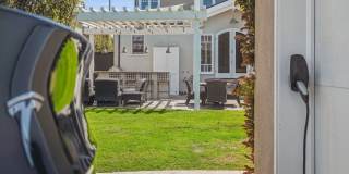 1749 Hill St Gallery 30