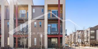 Beautiful Townhome with Central A/C and Two Car Garage! Gallery 3