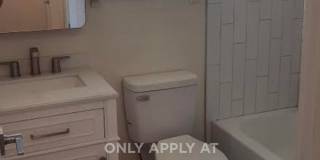 Exceptional Fully Remodeled 2-Bedroom, 2-Bath Duplex in University PlaceFenced Yard Gallery 13