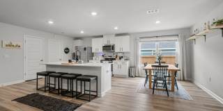 NEW 5 BR/3BA OPEN CONCEPT IN SOUTH CRESTVIEW WAITING FOR YOU! Gallery 3