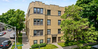 3300-02 N. Claremont / 2334-44 W. School Gallery 15