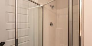 Single Family Home With Spacious Fenced Backyard! Gallery 21