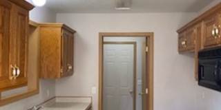 Willard Duplex! 2 Bed, 2 Bath, 2 Car Garage Gallery 12
