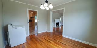 3 Bed 1 Bath Home in Shawnee Gallery 7