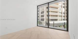 5 Grove Isle Gallery 22