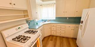 Charming 3 bedroom 2 bath townhouse Gallery 5