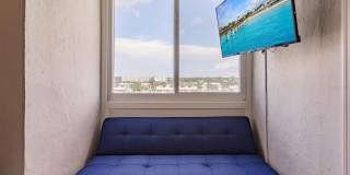 1125 W PEPPERTREE DRIVE Gallery 24