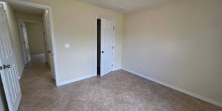 6135 Higgins Avenue Gallery 16