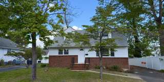 24 Berger Avenue Gallery 1