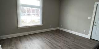 Charming 2 Bedroom Home with Fenced Yard Available for Pre-Lease! Gallery 7