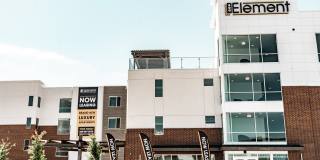 400 Element Gallery 3