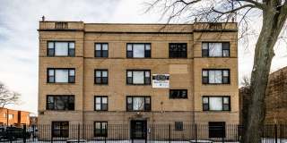 7003 S Harper Gallery 18