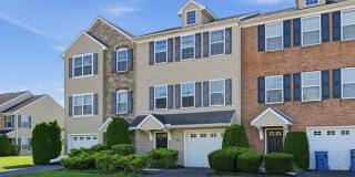 Charming 3BR House in Carlisle Gallery 1