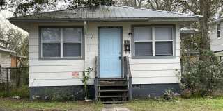 2128 Woodside Street Gallery 1