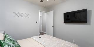 716 N Orange Street Gallery 20