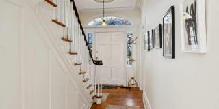 189 Main Street Gallery 10