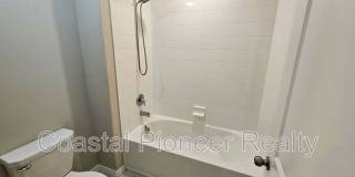 6822 King Crk Dr. Gallery 32