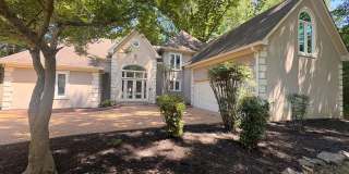 Newly Painted Germantown Home Minutes Away From Thornwood Market Row. Pets Are Welcome With Owner's Approval, Fees Will Apply. Gallery 5