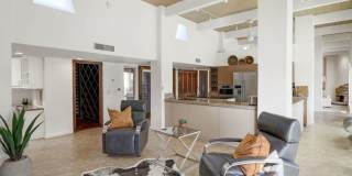 Beautiful 5 bed/4 bath + Den in Desirable Paradise Valley Gallery 15