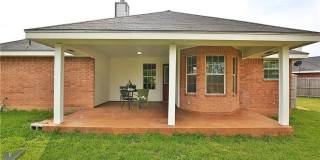 Cute 3-bedroom, 2-bath home Gallery 31