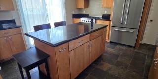 Spacious 3-Bedroom, 2.5-Bath Home with Pool – Fully Furnished! Gallery 25