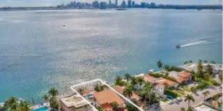 1500 S Treasure Dr Gallery 1