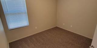 Bryan -3 bedroom / 2 bath / 2 car garage / Large fenced in back yard. Gallery 10