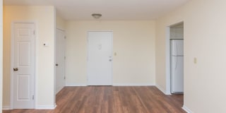 Chestnut Hill North Apartments Gallery 18