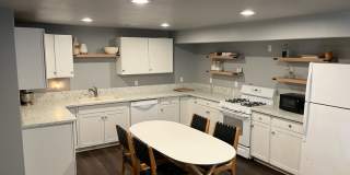 211 East Bayview Circle Gallery 1