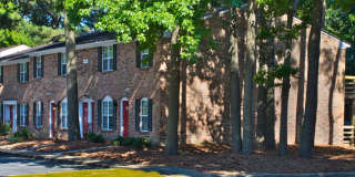 Thousand Oaks Gallery 28