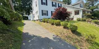 Beautiful 3 Bed, 2 Bath Single Family Colonial for Rent in New Britain! Gallery 23