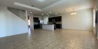 Need space? Huge 2 story home in Trimmier Estates! Gallery 7