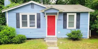 Room in 2 Bedroom Home at Celia Ave Gallery 3